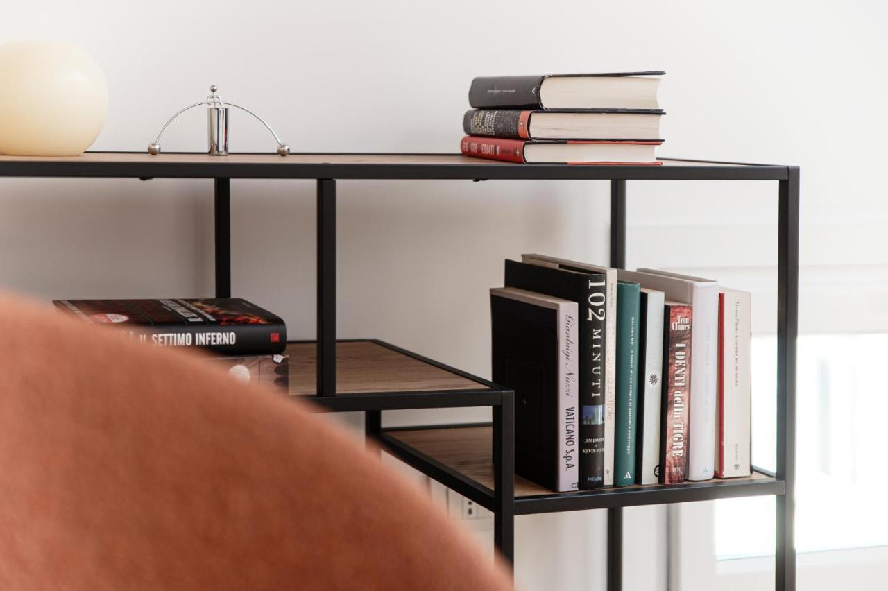 Attic 64 - The House Of Travelers Apartment Como Luaran gambar