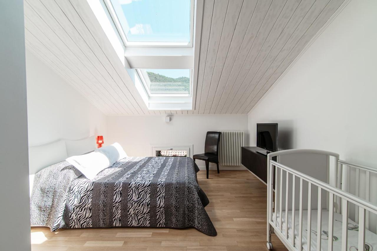 Attic 64 - The House Of Travelers Apartment Como Luaran gambar