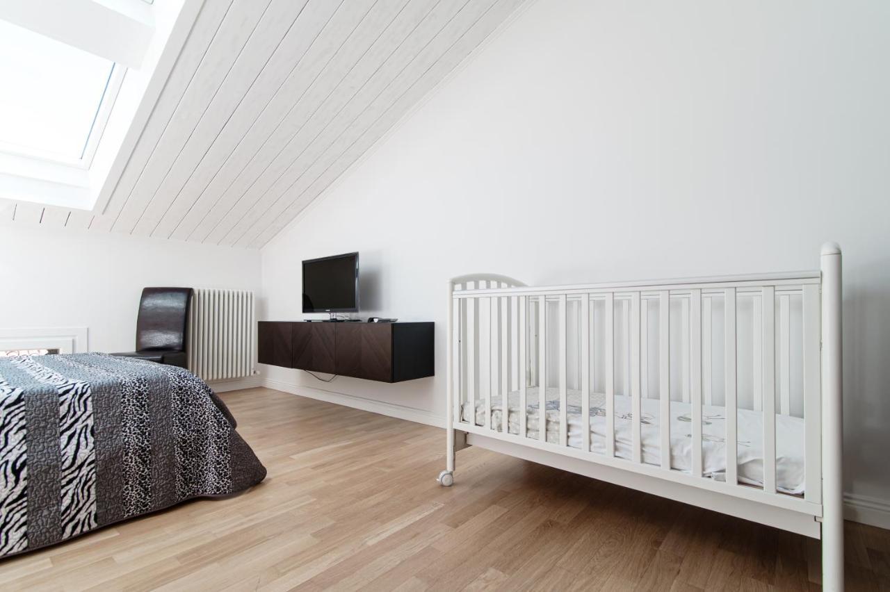 Attic 64 - The House Of Travelers Apartment Como Luaran gambar