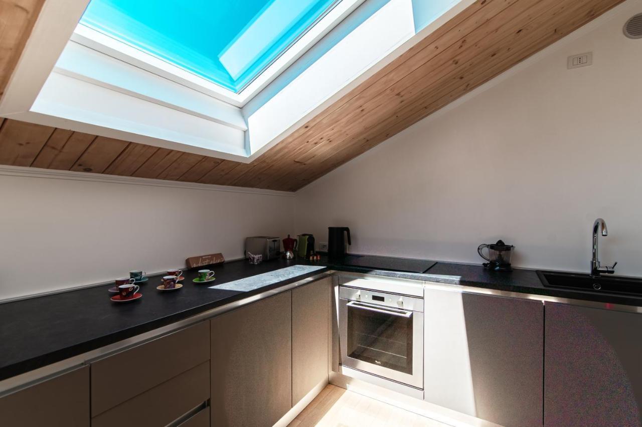 Attic 64 - The House Of Travelers Apartment Como Luaran gambar